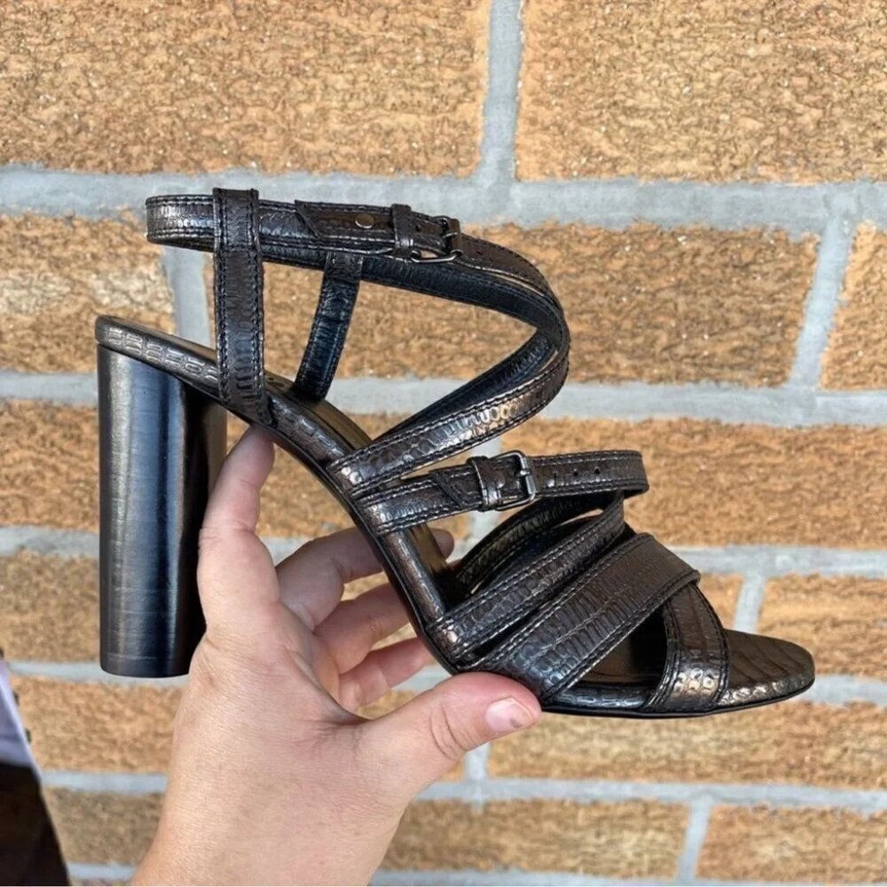 Lanvin Paris cylinder heel pewter shoes 39.5/8.5
